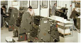 Druckerei - Produktionsbereich mit Druckmaschinen